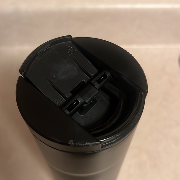 Starbucks Gradient Blue White Black Speckled Stainless Steel Tumbler. 20 oz. - Picture 5 of 8